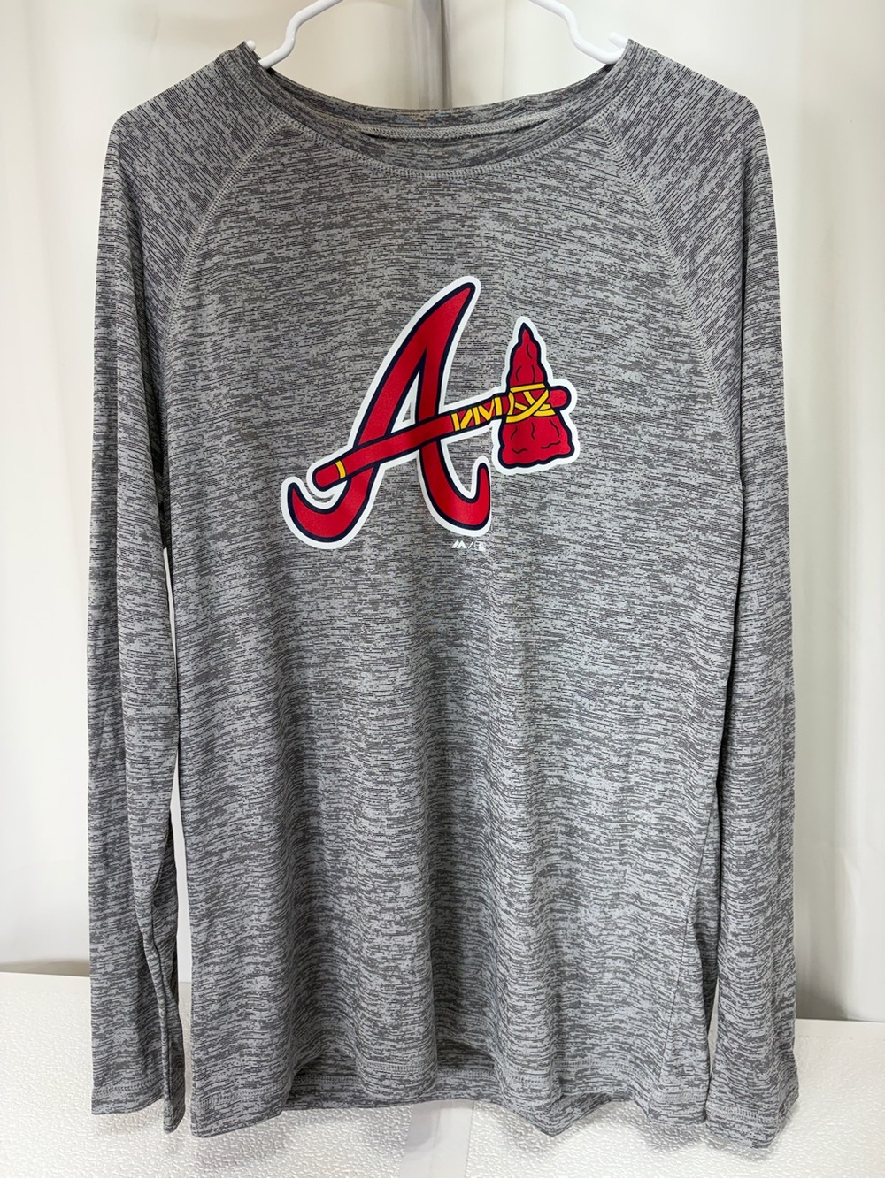 Majestic Gray Long-Sleeve Atlanta Braves Logo Tee 4121